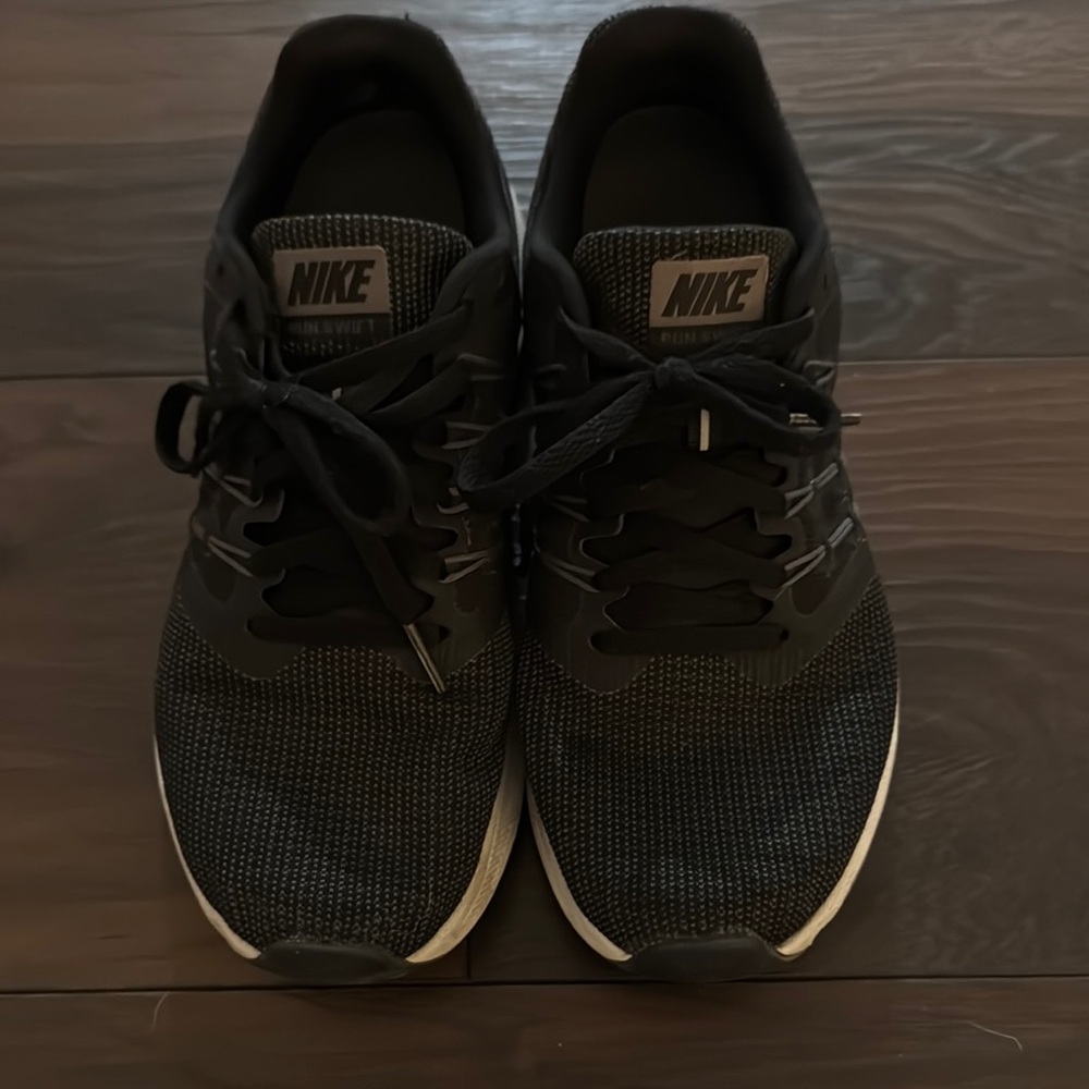 Nike Black Sneakers